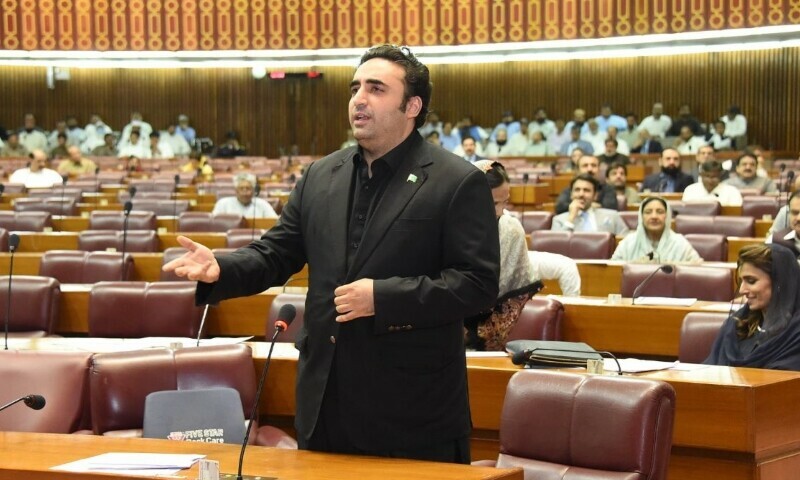 Bilawal slams Khawaja Asif over Kashmir remarks, urges PM to rein in cabinet members