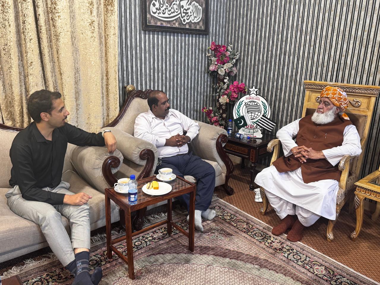 JUI-F, JI Urge Dialogue to Defuse AJK Crisis; Warn Government Against Use of Force